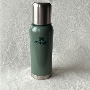 Stanley Sage Green Insulated Bottle